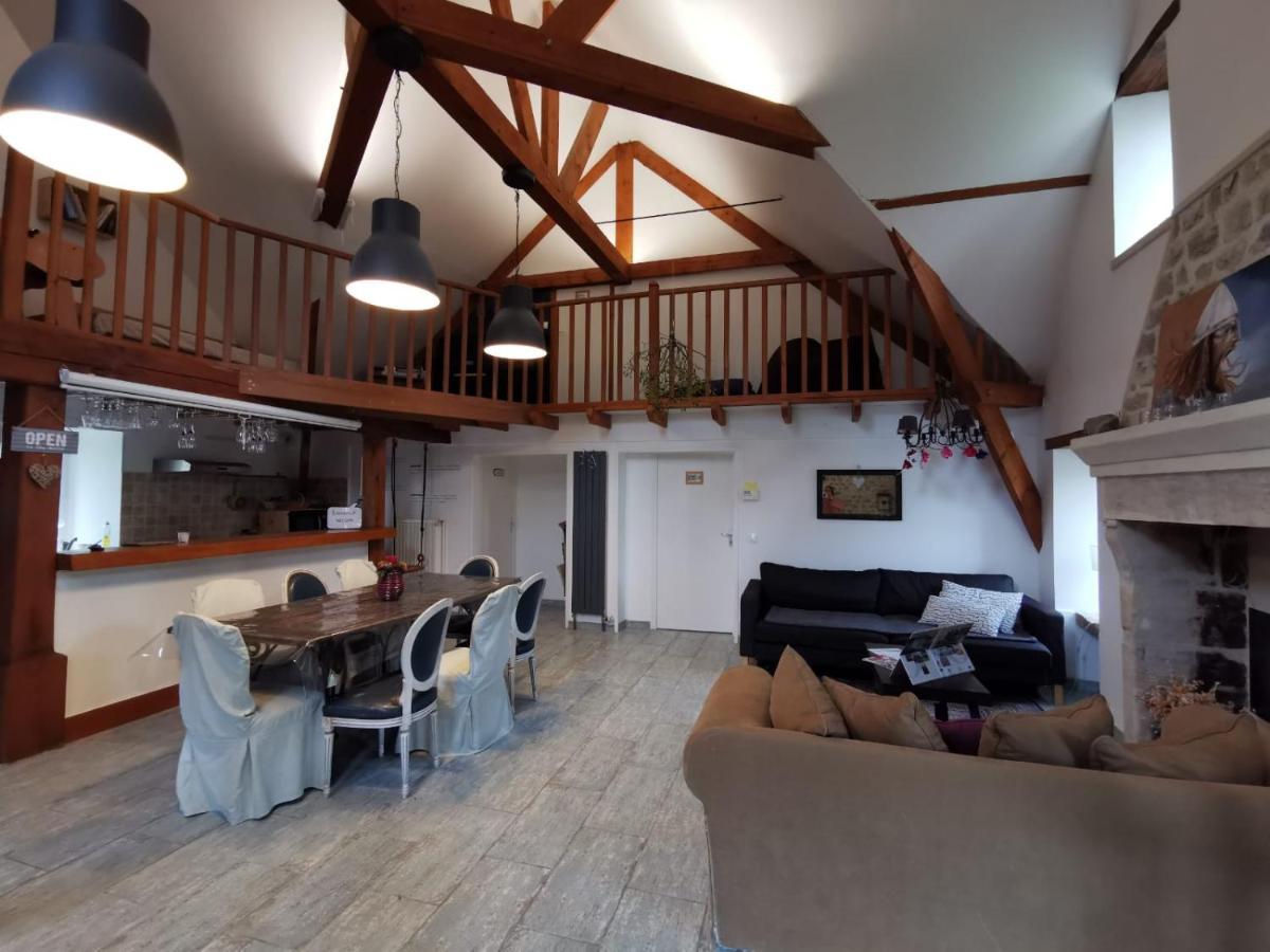 Les Chambres De Capucine Carcagny Esterno foto