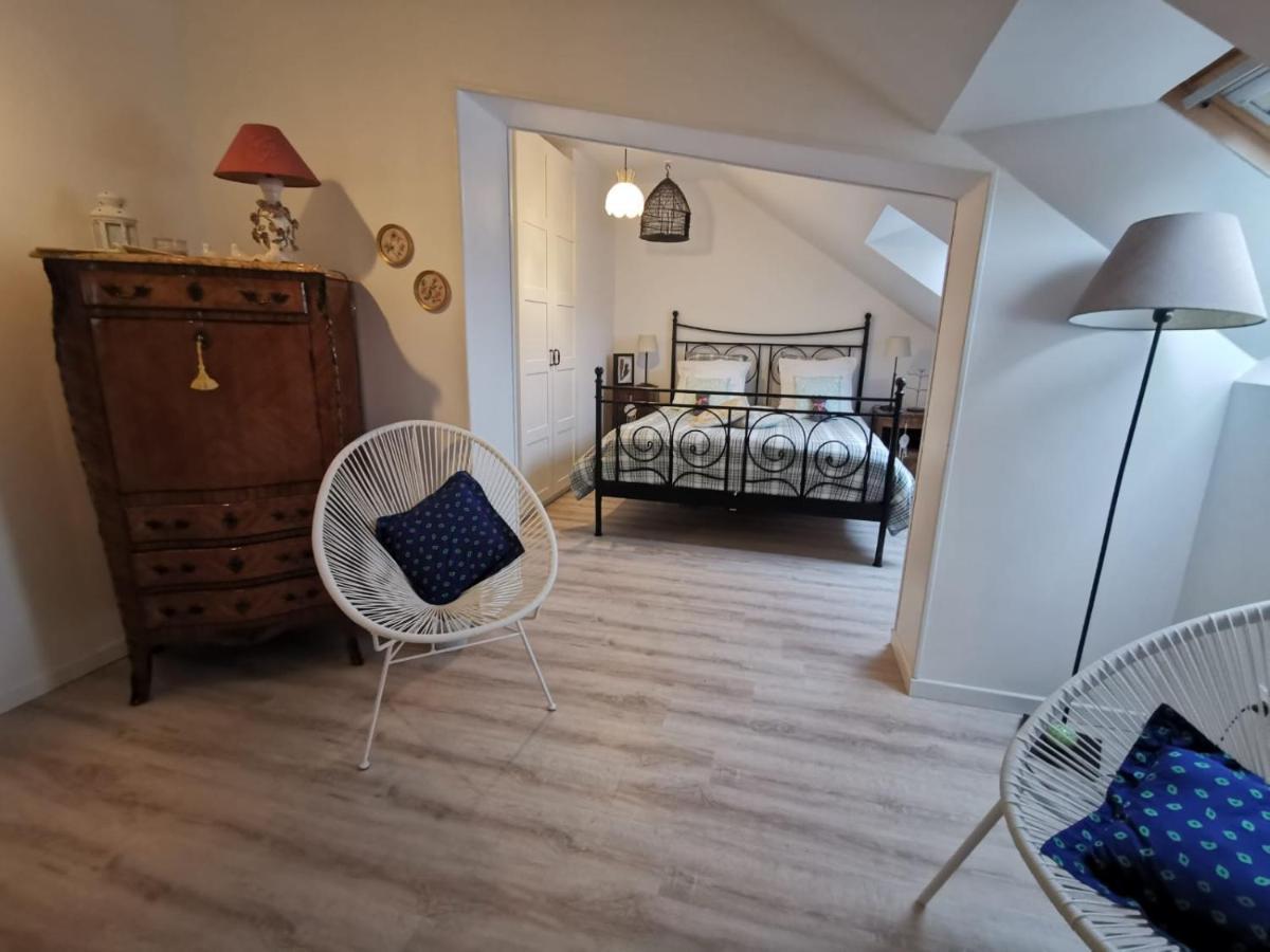 Les Chambres De Capucine Carcagny Esterno foto