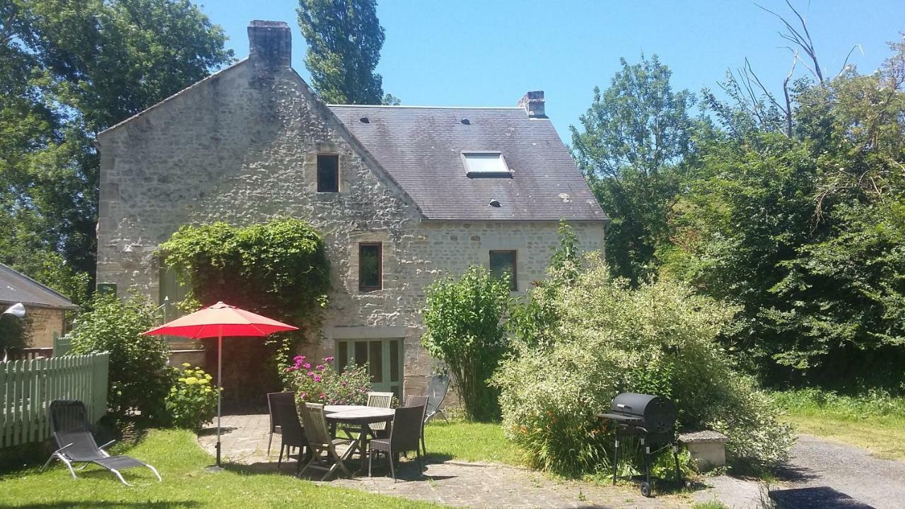 Les Chambres De Capucine Carcagny Esterno foto