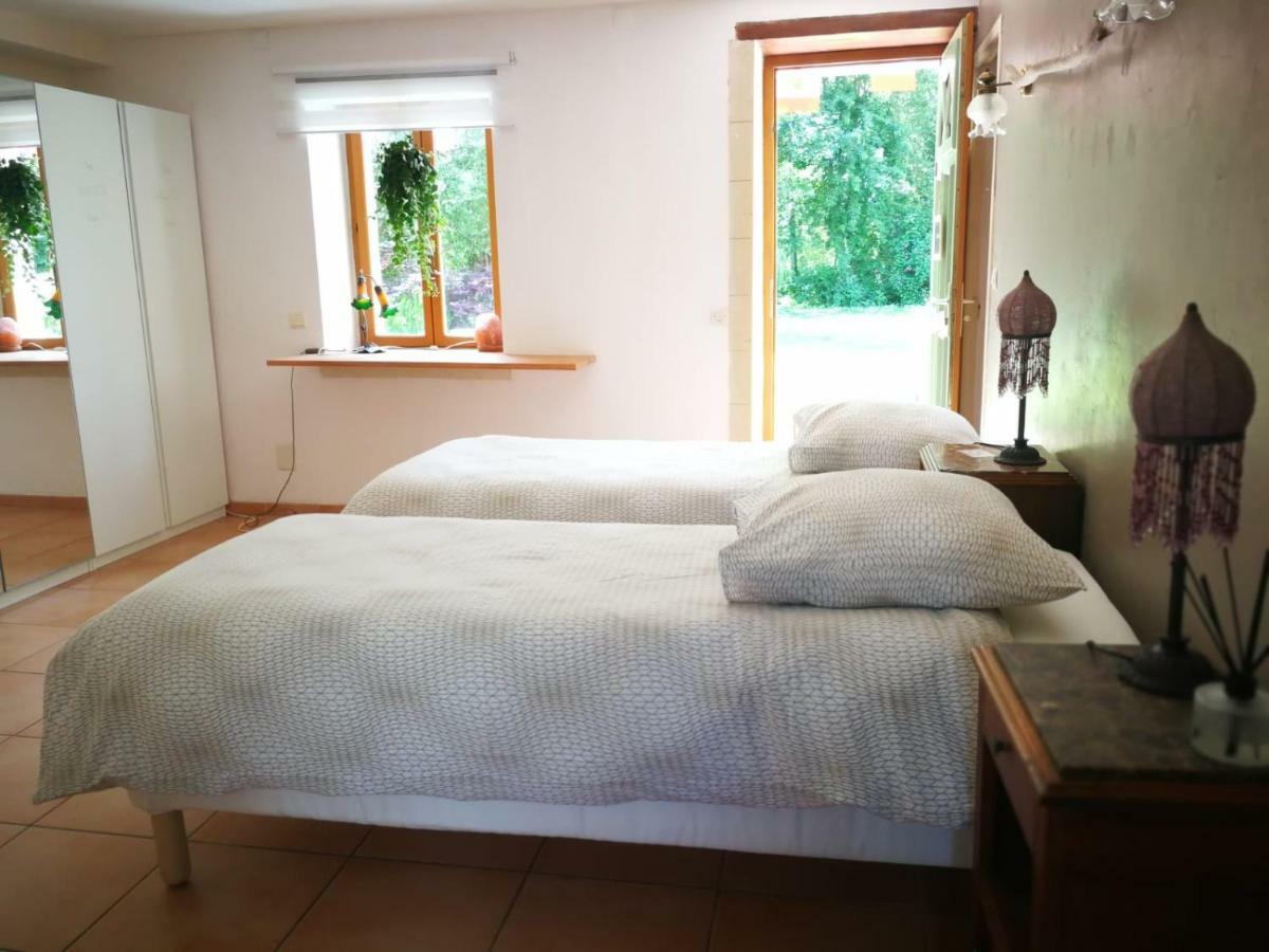 Les Chambres De Capucine Carcagny Esterno foto
